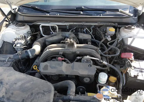 2017 Subaru Outback 2.5I Premium z USA, uszkodzony, nr VIN 4S4BSAFC9H3301737